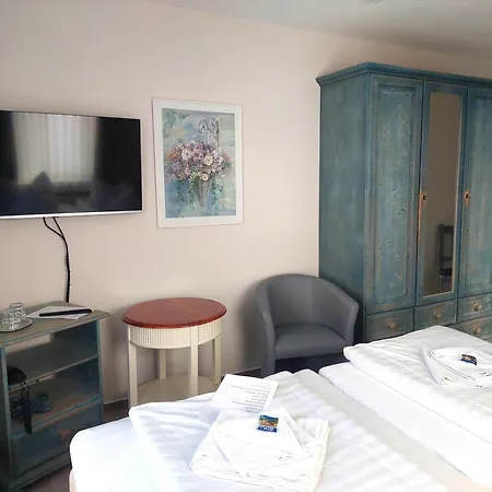 Hotel Weststrand 2*