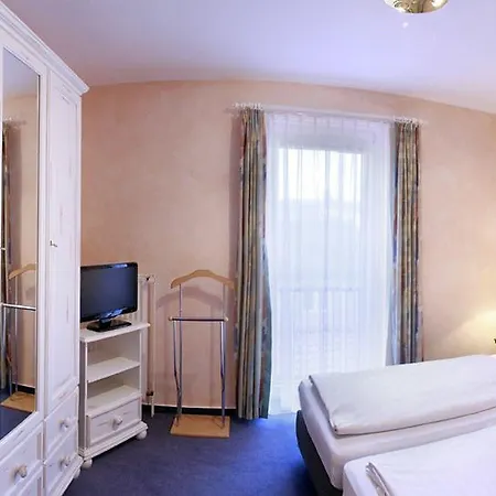 威斯特兰德别墅酒店 2* 博尔库姆