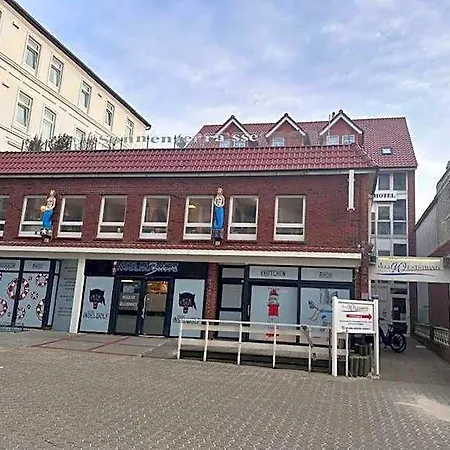 Weststrand Hotel 2*